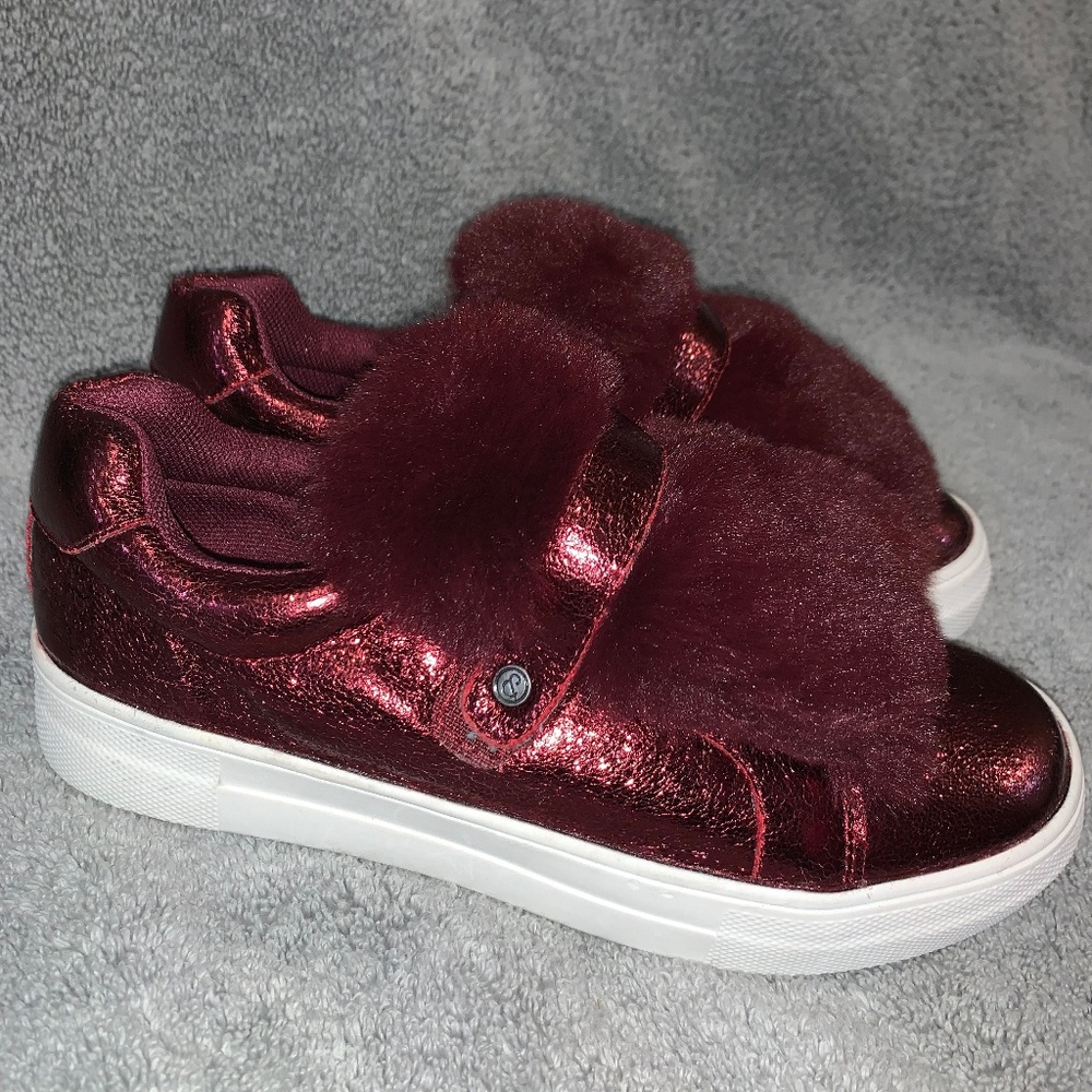 Treasure & Bond Burgundy Shimmer Sneakers